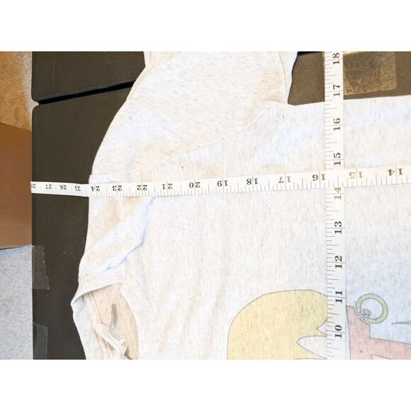 Tiger King That B*tch Carole Graphic Logo T shirt Gray Small Womens Humor - Picture 6 of 7